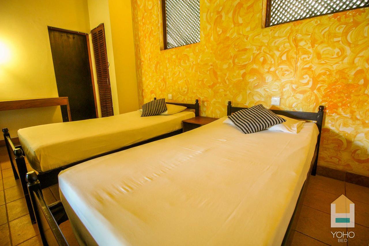 Yoho Rivi Ras Hotel Dehiwala-Mount Lavinia ภายนอก รูปภาพ