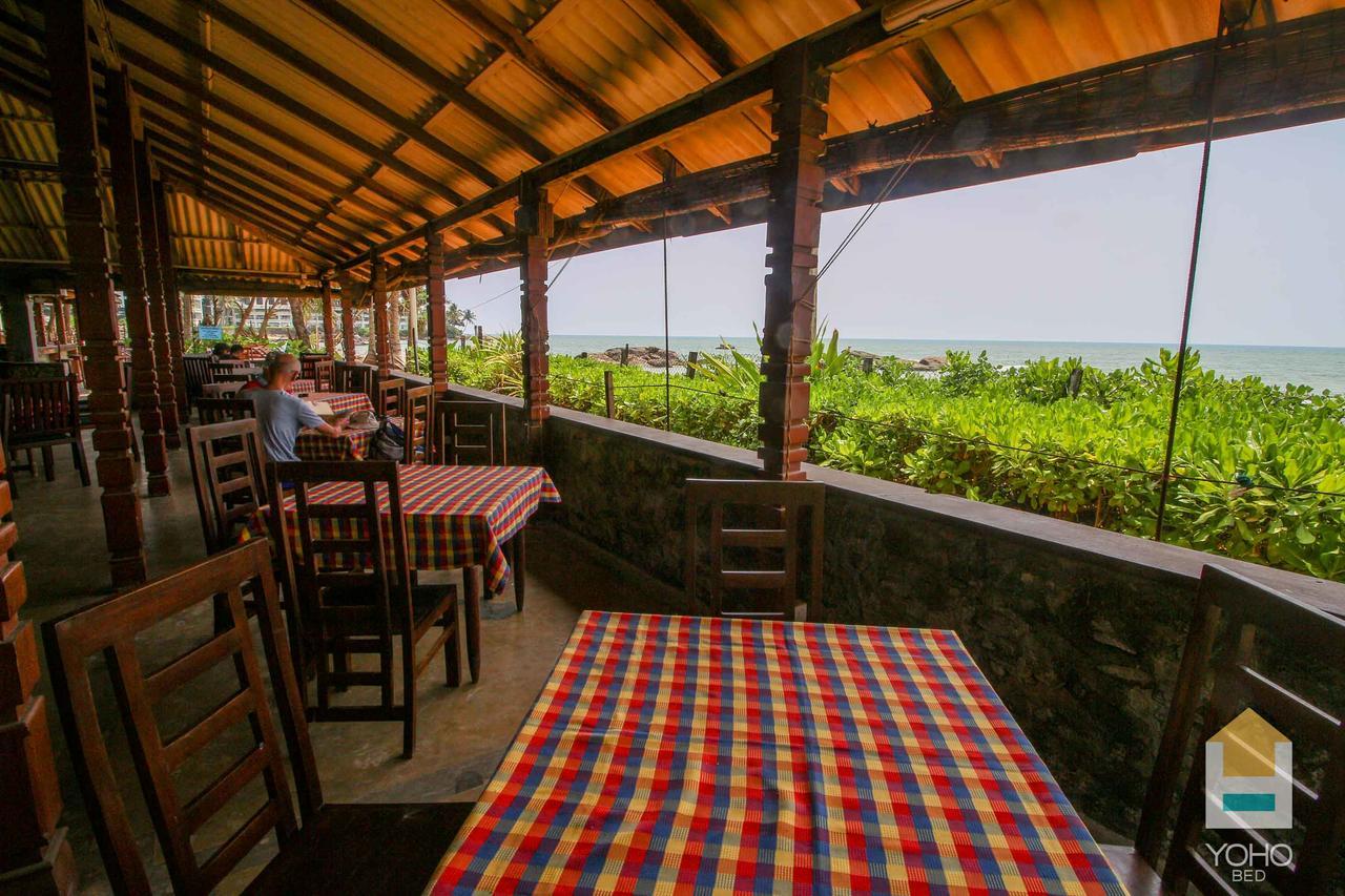 Yoho Rivi Ras Hotel Dehiwala-Mount Lavinia ภายนอก รูปภาพ